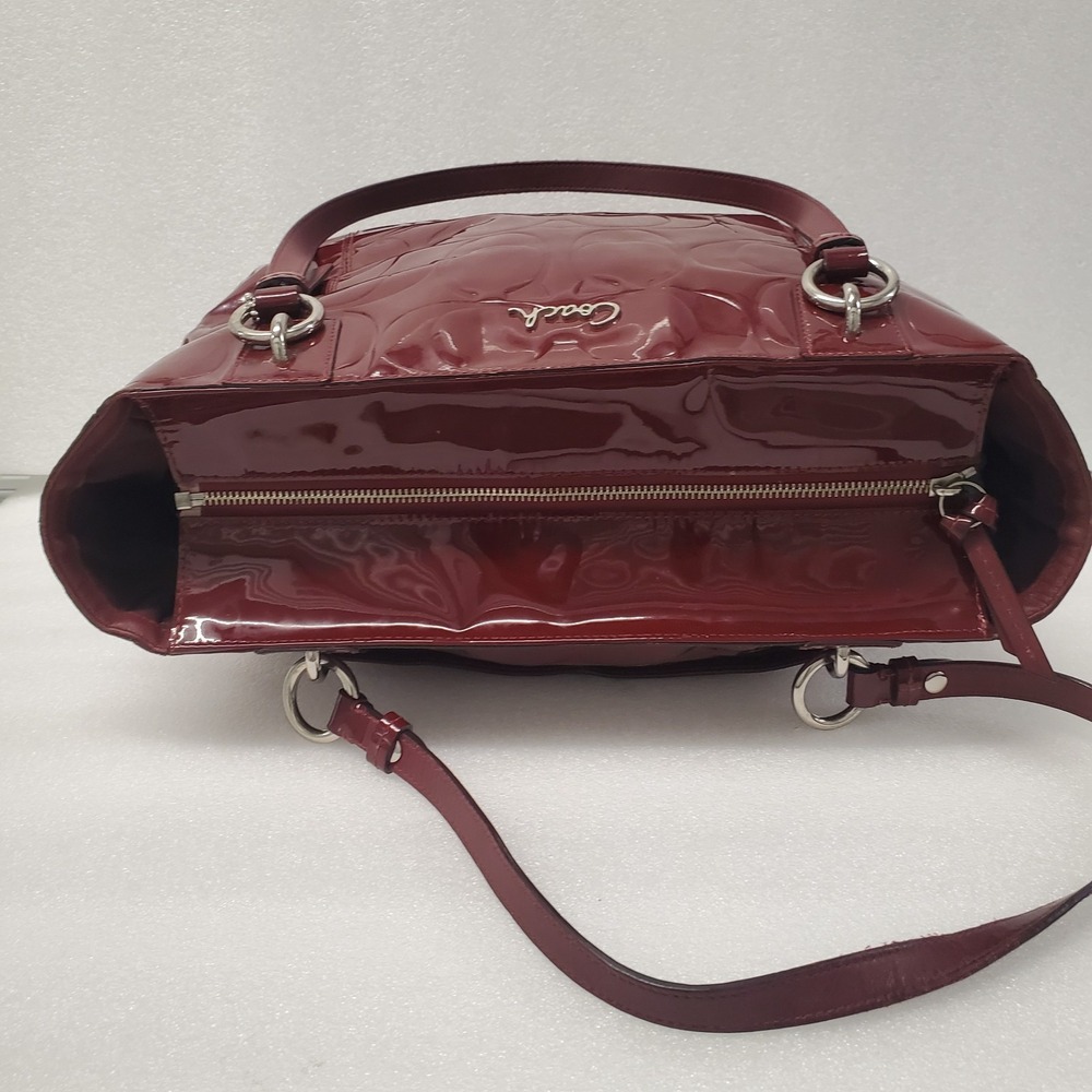Coach Signature Garnet East West Embossed Patent Leather Carry all # F17729 - Picture 15 of 16